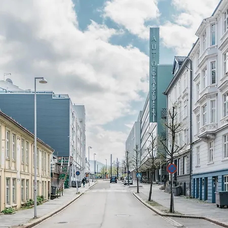 Urban - Scandinavian Comfort With Private Balcony Appartement Bergen