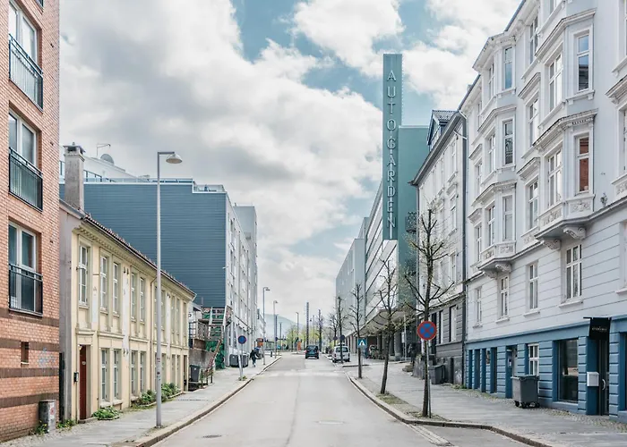 Urban - Scandinavian Comfort With Private Balcony Appartement Bergen