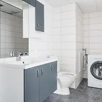 Urban - Scandinavian Comfort With Private Balcony * Bergen