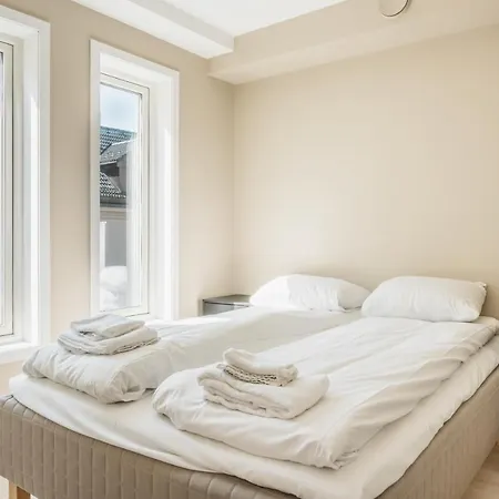 Urban - Scandinavian Comfort With Private Balcony Appartamento Bergen